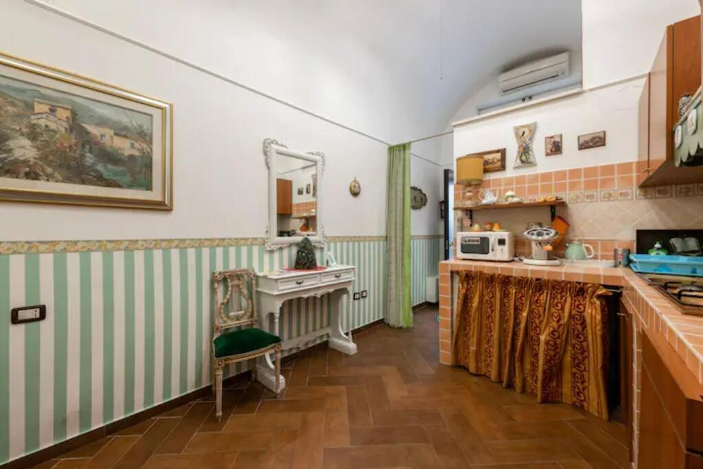 Apt 0 In The Historic Center Bari Dış mekan fotoğraf